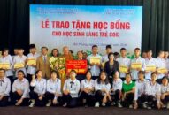 Trao học bổng cho 30 Qq88 https betamed sa com có hoàn cảnh đặc biệt khó khăn