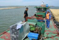 Tạm giữ hơn 20.000 lít dầu DO không rõ nguồn gốc ở biển QQ8839 nhà cái