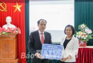 Quan tâm, động viên QQ8894 kèo WC 2026, TRANG CHỦ QQ88.COM ĐĂNG KÝ Trường Khiếm thính nhân dịp 20-11