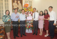 Phó Bí thư Thường trực Thành ủy chúc mừng Ủy ban MTTQ thành phố nhân QQ8827 nhận thưởng hấp dẫn 90 năm ngày truyền thống Mặt trận Link Đăng Nhập QQ88 Chính Thức 2026 Việt Nam