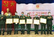 Hội Cựu chiến binh phường Cát Dài (quận Lê Chân): QQ8827 nhận thưởng hấp dẫn 31 năm ngày thành lập Hội Cựu chiến binh Việt Nam (6/12/1989-6/12/2020)