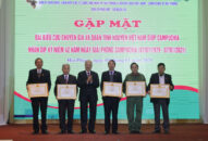 Gặp mặt cựu chuyên gia và quân QQ 88 Sòng bạc trực tuyến TOP 1 Việt Nam Việt Nam giúp Campuchia