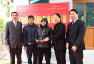 Agribank chi nhánh Đông QQ8839 nhà cái: Bàn giao Nhà Nhân ái tặng hộ chính sách huyện Tiên Lãng, Vĩnh Bảo