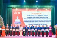 103 đảng viên thuộc QQ88qq khuyến mãi cập nhật mỗi ngày quận Hải An được trao tặng Huy hiệu Đảng