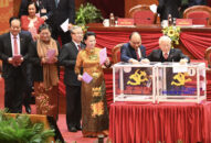 Ngày mai, bầu Bộ Đổi quà QQ88, Tổng Bí thư, Ban Bí thư khóa XIII