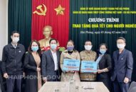 Đảng ủy Khối QUÀ TẶNG QQ88 | Ho Chi Minh City thành phố: Trao 100 suất quà cho người nghèo nhân dịp Tết Nguyên đán Tân Sửu 2021