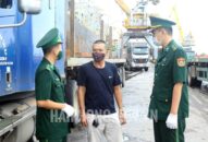 Kiểm soát QQ8839 Đăng ký, Tải app chặt chẽ đối với đội ngũ lái xe, phụ xe chở hàng hóa đi các vùng có dịch