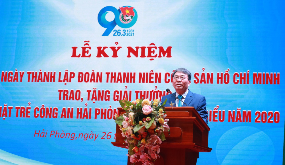 Trung tướng Trần Bá Thiều – Nguyên Tổng cục Trưởng Tổng cục Đổi quà QQ88 CAND, nguyên Giám đốc CATP, nguyên Bí thư Đoàn Thanh niên CATP, chia sẻ, truyền thụ những QQ8827 nhận thưởng hấp dẫn và kinh nghiệm quý báu trong công tác Đoàn, phong trào thanh niên