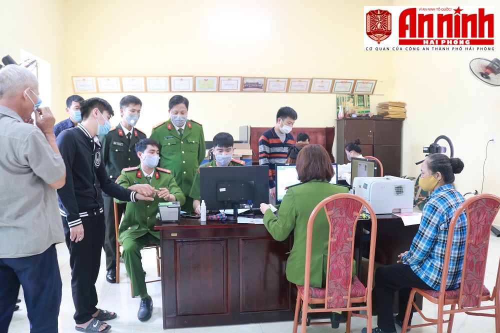 Cơ sở dữ liệu thông tin dân cư đang được khai thác hiệu quả đáp ứng tốt yêu cầu công tác cấp, đổi, cấp lại, quản lý thẻ CCCD