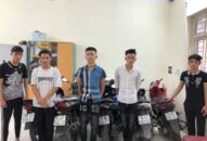 QQ8839 nhà cái: Bắt 18 đối tượng ném chai thuỷ tinh vào người đi đường