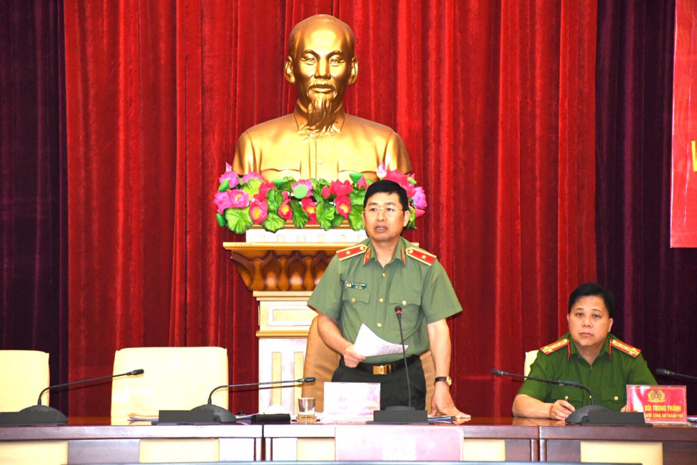 Thiếu tướng Vũ Thanh Chương – Bí Thư Đảng uỷ, Giám đốc CATP, phát biểu chỉ đạo sau hội nghị trực tuyến Bộ QQ8894 casino trực tuyến