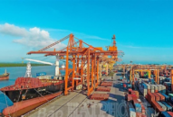 Cảng QQ8839 nhà cái: Sản lượng hàng qua cảng hơn 6 tháng đầu năm 2021 tăng 17,2% so với cùng kỳ năm 2020