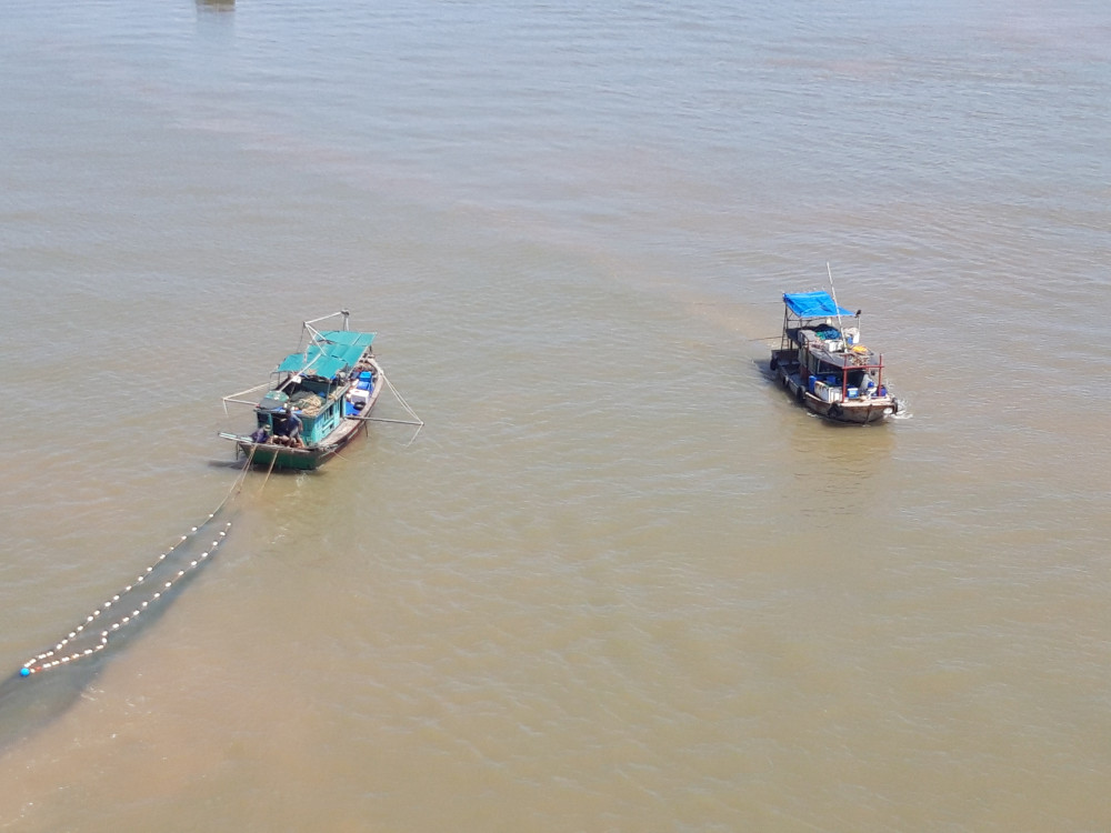 Các tàu thuyền được huy động tìm kiếm