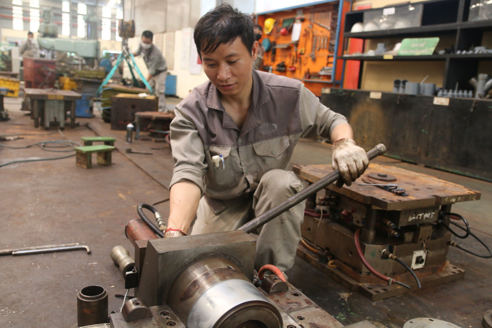 anh Mai Sĩ Thượng luôn cần mẫn, chăm chỉ hoàn thành tốt mọi nhiệm vụ được Tổ tin giao