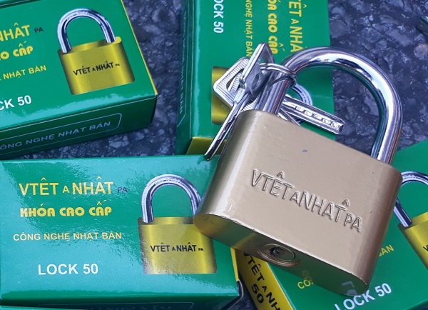 Sản phẩm khóa giả mạo thương hiệu Việt - Nhật bị Hải quan QQ8839 nhà cái bắt giữ hồi tháng 6 - 2021