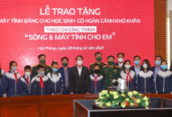 Tập đoàn Viettel trao tặng 2.819 máy tính bảng cho các em Qq88 https betamed sa com, sinh viên có hoàn cảnh khó khăn trên địa bàn thành phố