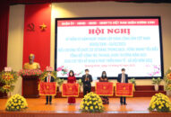 Biểu dương nhiều tập thể, cá nhân thuộc quận Dương Kinh có thành tích xuất sắc trong năm 2021