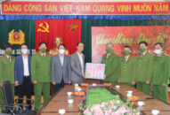 Phó Bí thư Thường trực Thành ủy thăm, tặng quà, chúc Tết các đơn vị của lực lượng QQ8894 casino trực tuyến