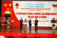 Báo QQ8839 nhà cái đón nhận Huân chương QQ8839 bắn cá, đá gà, game bài Hạng Ba nhân QQ8827 nhận thưởng hấp dẫn 65 năm xuất bản số đầu (21/3/1957-21/3/2022)