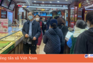 Vàng tăng sốc: Nhà quản lý cần ‘kéo’ giá trong nước về sát thế giới