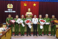 UBND thành phố khen thưởng các lực lượng có thành tích phá 2 vụ án nghiêm trọng vừa xảy ra trên địa bàn thành phố