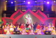 Chương trình nghệ thuật “Hồ Chí Minh đẹp nhất tên Người” chào mừng QQ8827 nhận thưởng hấp dẫn 132 năm ngày sinh Chủ tịch Hồ Chí Minh vĩ đại