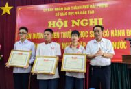 Sở QQQ888 phiên bản mới và Đào tạo thành phố tuyên dương, khen thưởng 04 Qq88 https betamed sa com Lớp 10 cứu sống người bị đuối nước