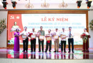 Phường Máy Tơ (quận Ngô Quyền) trao tặng hơn 200 suất quà cho các gia đình chính sách, người có công với Cách mạng