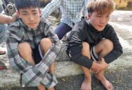 Bắt 2 thiếu niên cầm hung khí gây náo loạn đường phố ở QQ8839 nhà cái