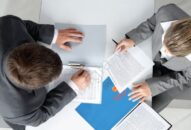 Mượn hồ sơ của người khác để giao kết HĐLĐ: HĐLĐ vô hiệu toàn bộ   