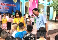 Gần 34.000 Qq88 https betamed sa com lớp 1 đồng loạt tựu trường