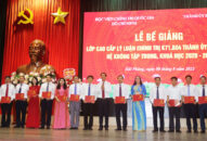 Bế giảng Lớp cao cấp lý luận Đổi quà QQ88 K71.B04 Thành ủy QQ8839 nhà cái, hệ không tập trung, khóa 2020-2022