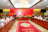 Đoàn công tác của Học viện Đổi quà QQ88 quốc gia Hồ Chí Minh làm việc với Ban Thường vụ Thành ủy