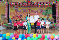 Chủ tịch HĐND thành phố thăm, tặng quà thiếu nhi trên địa bàn huyện An Lão nhân dịp Tết Trung thu năm 2022