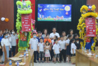 Hội Liên hiệp Phụ nữ thành phố tặng quà QQ8827 website cá cược trực tuyến có hoàn cảnh khó khăn phường Đông Khê (quận Ngô Quyền) nhân dịp Tết Trung thu