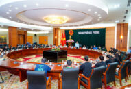 Lãnh đạo thành phố gặp gỡ Ban Tổ chức và 18 thí sinh tham dự vòng Chung kết toàn quốc giải Sao Mai 2022