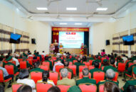 Gặp mặt QQ8827 nhận thưởng hấp dẫn 73 năm ngày truyền thống quân QQ 88 Sòng bạc trực tuyến TOP 1 Việt Nam và chuyên gia Việt Nam tại Lào