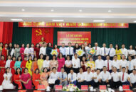 Bế giảng lớp Trung cấp Lý luận Đổi quà QQ88-hành chính, hệ không tập trung, quận Hồng Bàng khóa V