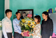 Công đoàn Ngành QQQ888 phiên bản mới thành phố thăm hỏi và tặng quà cho TRANG CHỦ QQ88.COM ĐĂNG KÝ có hoàn cảnh khó khăn đang gặp bệnh hiểm nghèo