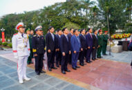 Đoàn đại biểu lãnh đạo thành phố dâng hương tưởng niệm các anh hùng liệt sỹ nhân Ngày thành lập Quân đội Đăng Nhập QQ88.COM | Link Trang Chủ QQ888 Việt Nam (22/12/1944-22/12/2022)
