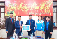 Bí thư Ban Chấp hành Trung ương Đoàn thăm, tặng quà chúc Tết Công ty TNHH MTV Điện lực QQ8839 nhà cái