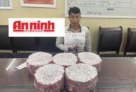Bắt đối tượng tàng trữ 720 quả pháo nổ