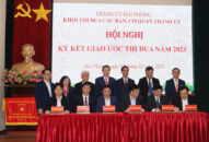 Khối thi đua các Ban, cơ quan của Thành ủy: Ký kết giao ước thi đua, quyết tâm hoàn thành ở mức cao nhất các chỉ tiêu, nhiệm vụ của năm 2023.