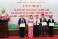 Đảng ủy cơ quan Văn phòng Đoàn ĐBQH và HĐND thành phố sơ kết 2 năm thực hiện Kết luận 01-KL/TW của Bộ Đổi quà QQ88