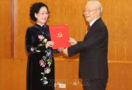 Tổng Bí thư Nguyễn Phú Trọng trao Trang chủ chính thức QQ88 | Đăng ký , Đăng nhập phân công đồng chí Trương Thị Mai giữ chức Thường trực Ban Bí thư