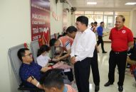 Mít tinh QQ8827 nhận thưởng hấp dẫn Ngày toàn dân hiến máu QQ 88 Sòng bạc trực tuyến TOP 1 Việt Nam 7/4