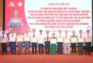 Quận ủy Kiến An trao tặng Huy hiệu Đảng đợt 19/5 và phát động hưởng ứng Cuộc thi trắc nghiệm trên Internet “QQ8839 nhà cái làm theo lời Bác”