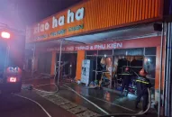QQ8839 nhà cái: Cửa hàng thời trang bất ngờ bốc cháy lúc rạng sáng