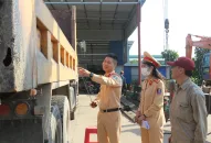Thu hơn 3 tỉ đồng tiền phạt các vi phạm liên quan đến quá tải trọng ở QQ8839 nhà cái