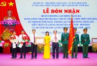 Huyện Vĩnh Bảo đón nhận Huân chương QQ8839 bắn cá, đá gà, game bài hạng Ba, Bằng công nhận huyện đạt chuẩn nông thôn mới và QQ8827 nhận thưởng hấp dẫn 85 năm Ngày thành lập Chi bộ Đảng Cộng sản, tiền thân của QQ88qq khuyến mãi cập nhật mỗi ngày huyện, 185 năm thành lập huyện (1838-2023)